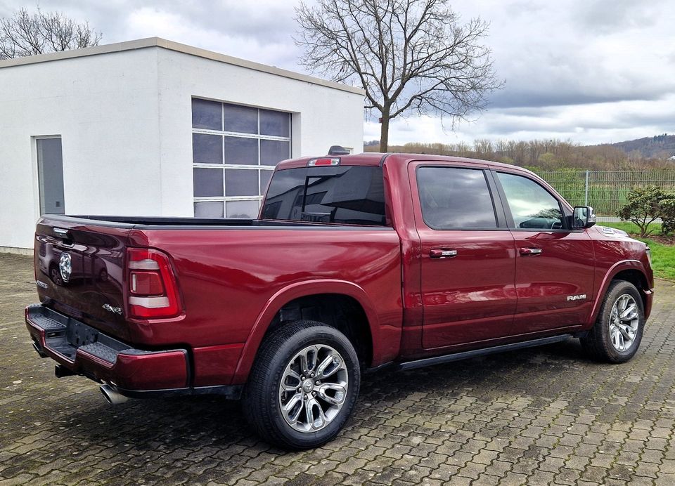 Dodge RAM 1500 5.7l 4x4 Laramie CrewCab Navi-App in Fröndenberg (Ruhr)