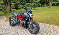 Ducati Diavel Carbon red Niedersachsen - Neu Wulmstorf Vorschau