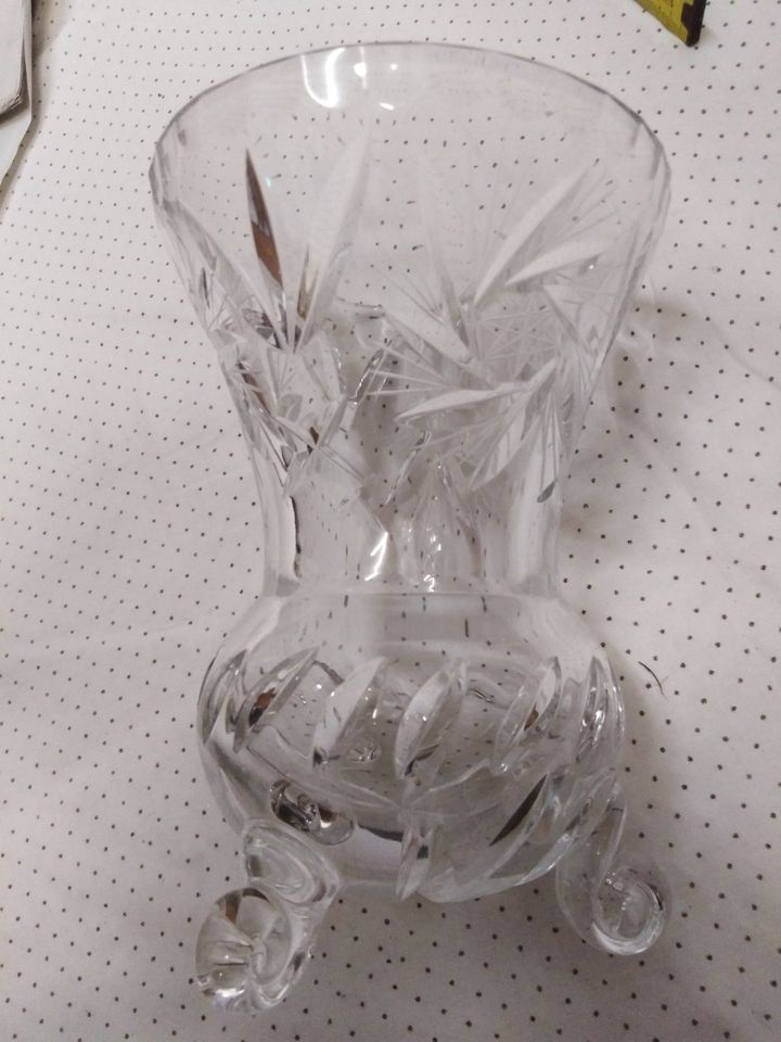 Vintage Blei Kristall Vase mit 3 Füßchen,Schleuderstern,16cm hoch in Fürth