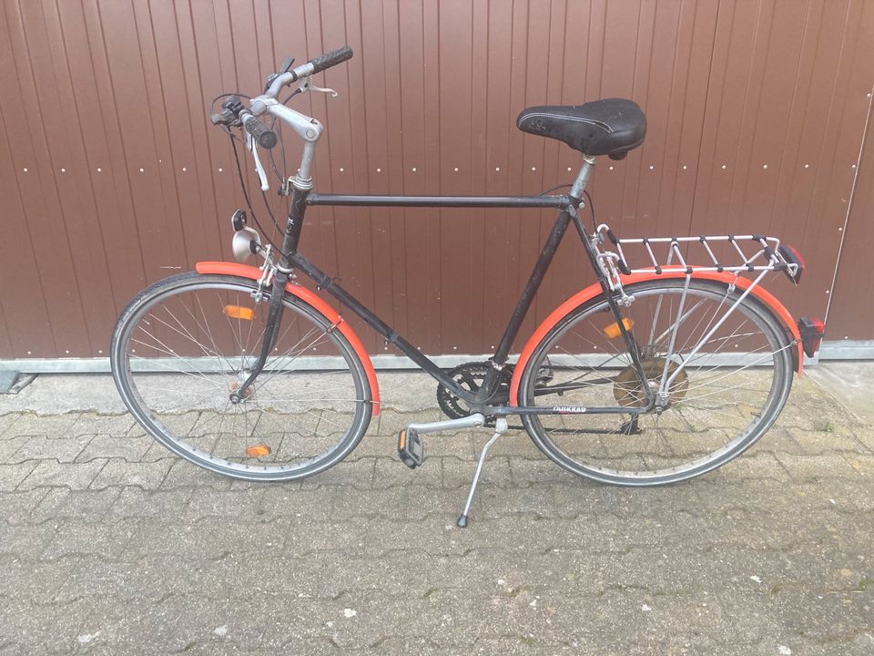 28“ Zoll Herren Fahrrad Herrenrad Trekking Bike Fahrrad Manufaktu in Trebur