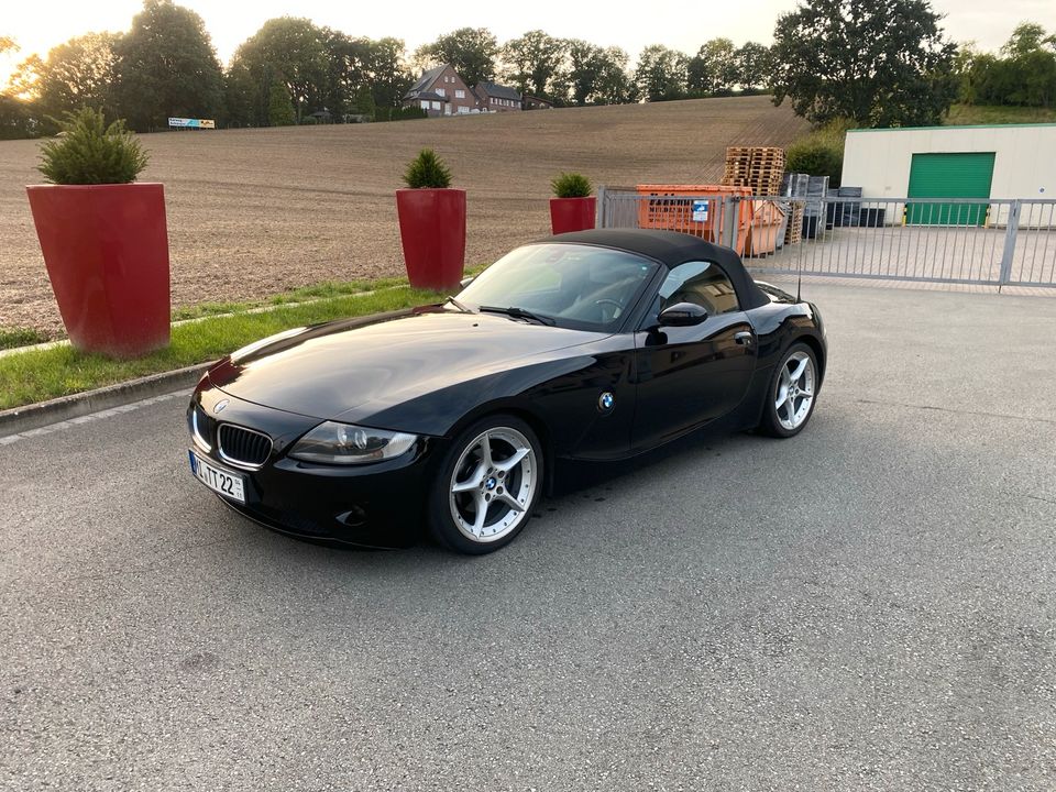 BMW Z4 E85 Roadster 2.2i Elektronik Probleme in Bad Oeynhausen