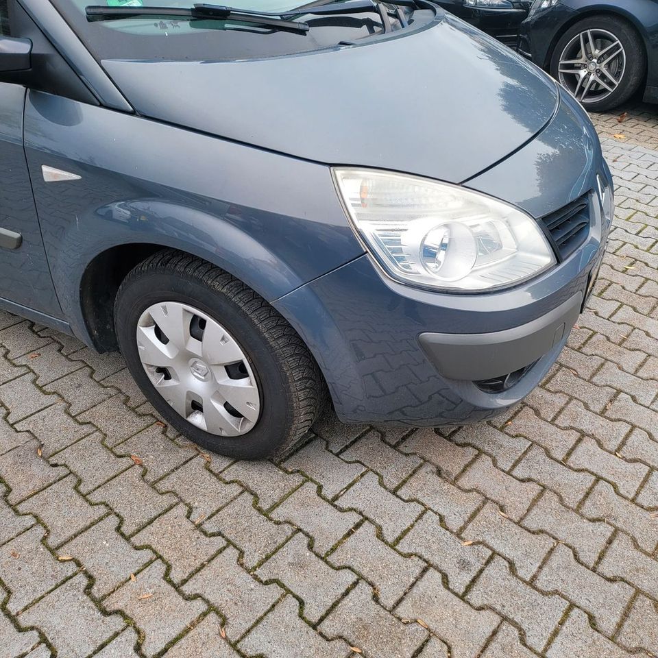 Renault Scenic Avantage 1.6 16V/KLIMA/AHG in Wendlingen am Neckar