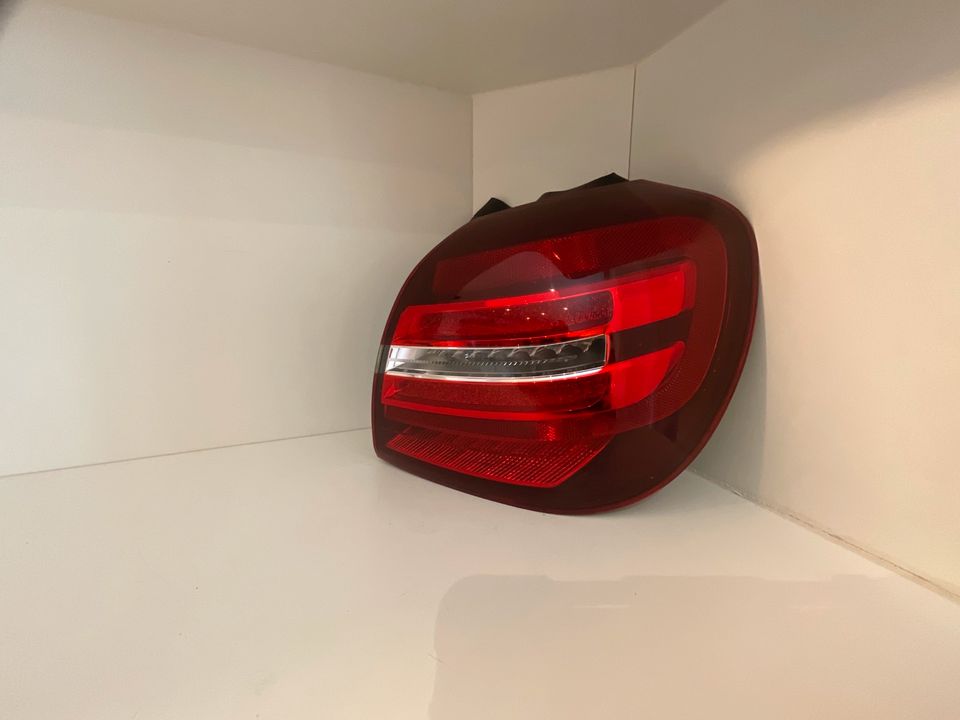 Mercedes GLA W156 LED Heckleuchte Rücklicht A1569068400 UNNA in Unna