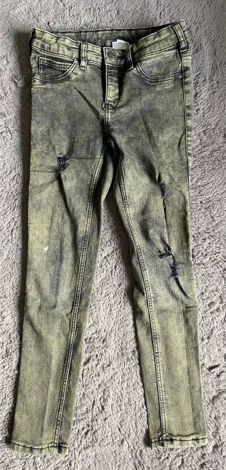 Jeans, Hosen, Mädchen, Größe 134, Set, Latzhose in Polch