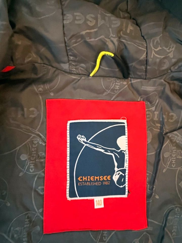 CHIEMSEE Kinder Schneeanzug Skianzug Jacke Hose Set 140 in Ansbach