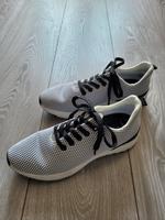 Marco Tozzi Sneaker Gr. 37 schwarz-weiss 1 x getragen Schnürung Sachsen - Chemnitz Vorschau