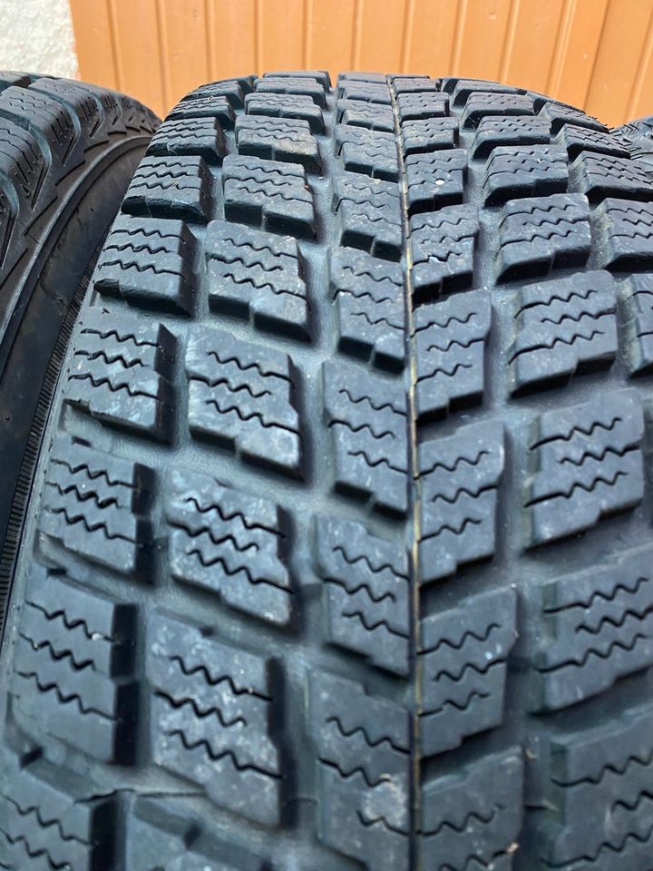 4 x Winterreifen Nexen M+S 215/70 R16 100T - 2 x 6,5mm 2 x 7,5mm in Klein-Winternheim