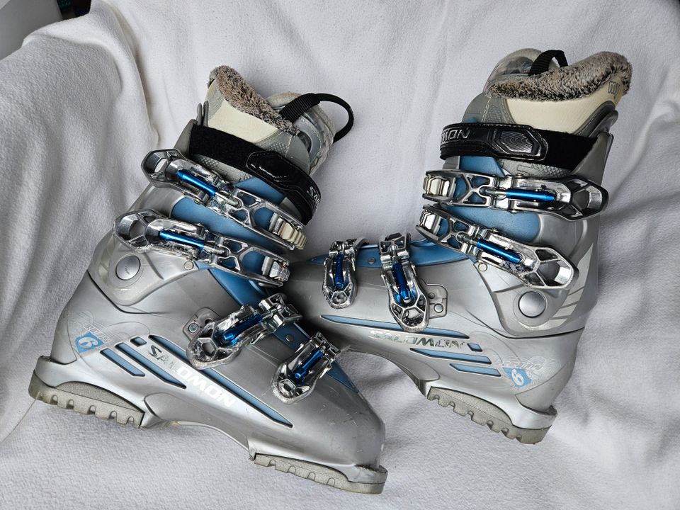 Salomon Skischuhe Skistiefel Skiboots Gr.38,39 - 25 Cm-298 mm in Worms