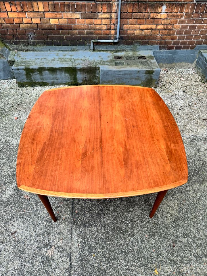 Esstisch erweiterbar > 210cm Teak Tisch danish Design Vintage Esszimmertisch Teakholz Dänemark 60er Retro in Berlin