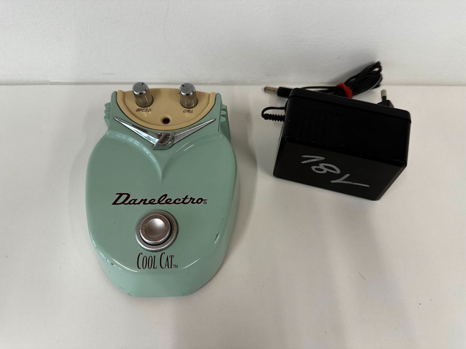 Danelectro Cool Cat Chorus 18V mit Netzteil in Berlin