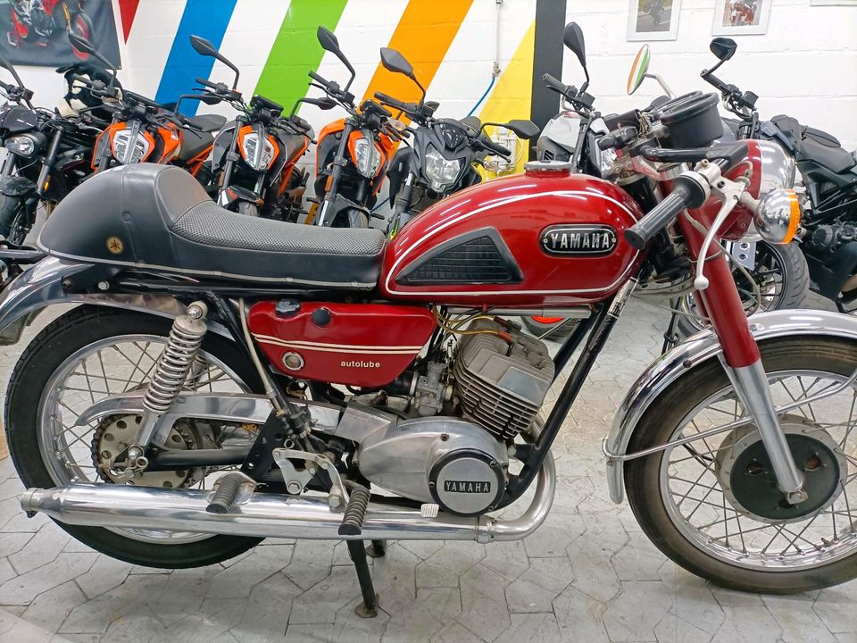 Yamaha YDS-6 250. Top Zustand. 1 Hand. Motor läuft Perfekt in Viernheim