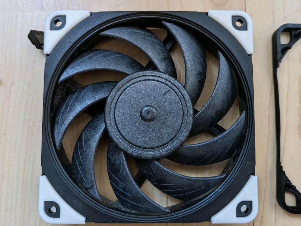 Noctua NF-A12x25 Chromax PC Gehäuse Lüfter in Braunschweig