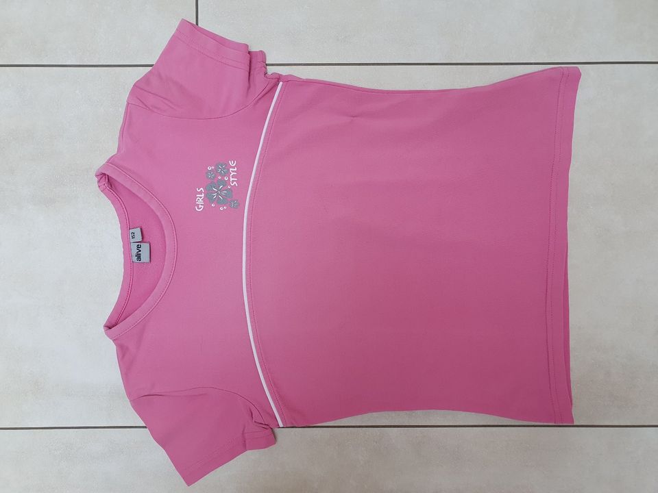 Sportshirt für Mädchen in rosa Größe 152 in Forchheim