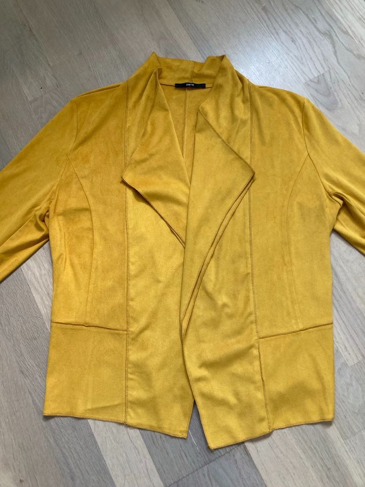 Traum ZERO Jacke Blazer weich 38 Curry Gelb NEU in Augsburg