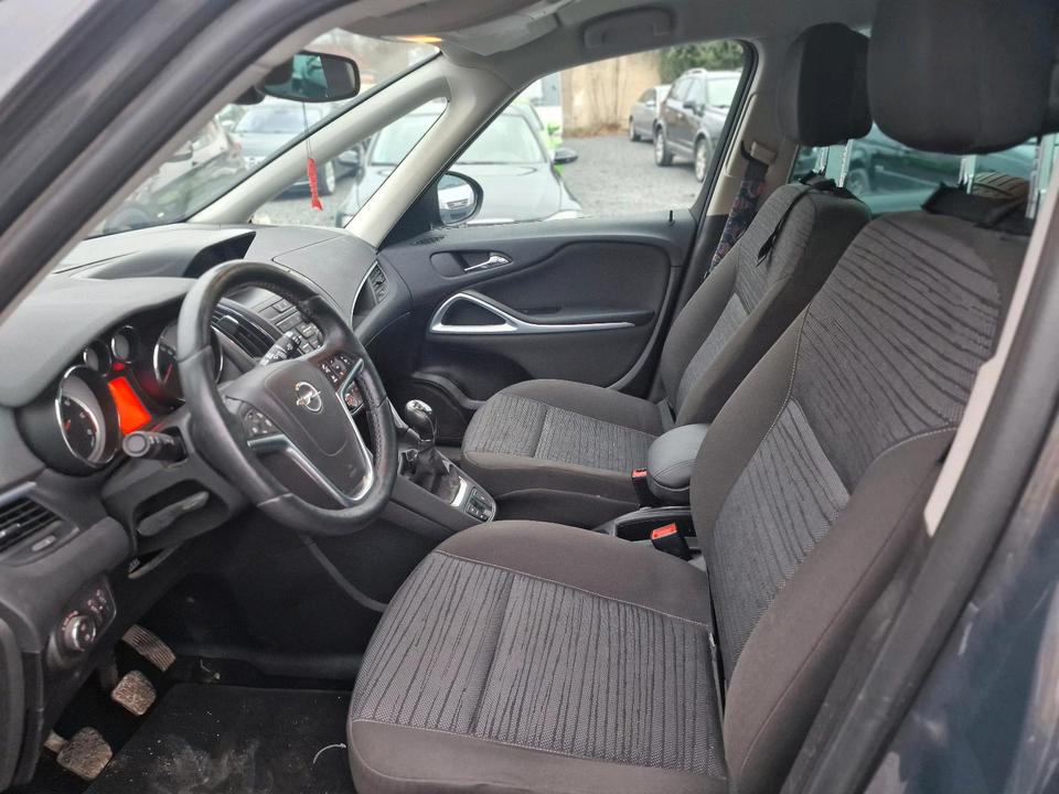 Opel Zafira C 2.0 CDTI KLIMAAUT. / NAVI / SITZHZG. TEXT LESEN ! ! in Münchenbernsdorf