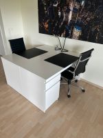 Schreibtisch mit integriertem Container Bayern - Mainaschaff Vorschau