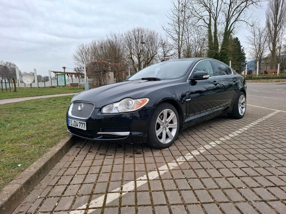                     Jaguar XF 2,7