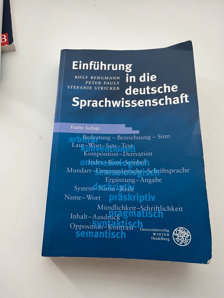 Einführung in die deutsche Sprachwissenschaft in Neuss