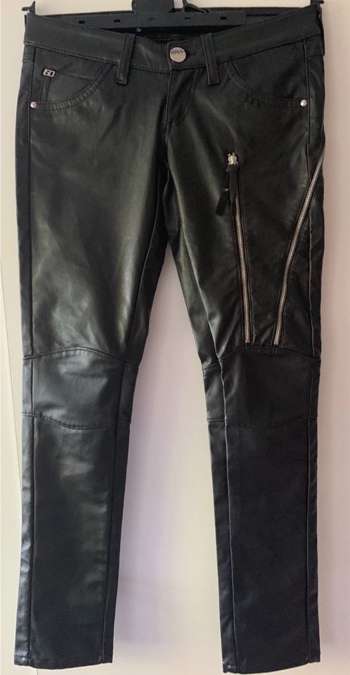 Miss Sixty  M 60  tolle K- Lederhose für eine tolle Figur 28 in Meine