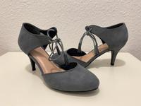Pumps Größe 39 NEU grau mit Ersatzabsätzen Damen Schuhe Bonprix Frankfurt am Main - Preungesheim Vorschau
