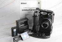 Nikon Coolpix 5000 mit Nikon MB-E5000 Batteriegriff; SET!!!!!! Berlin - Reinickendorf Vorschau