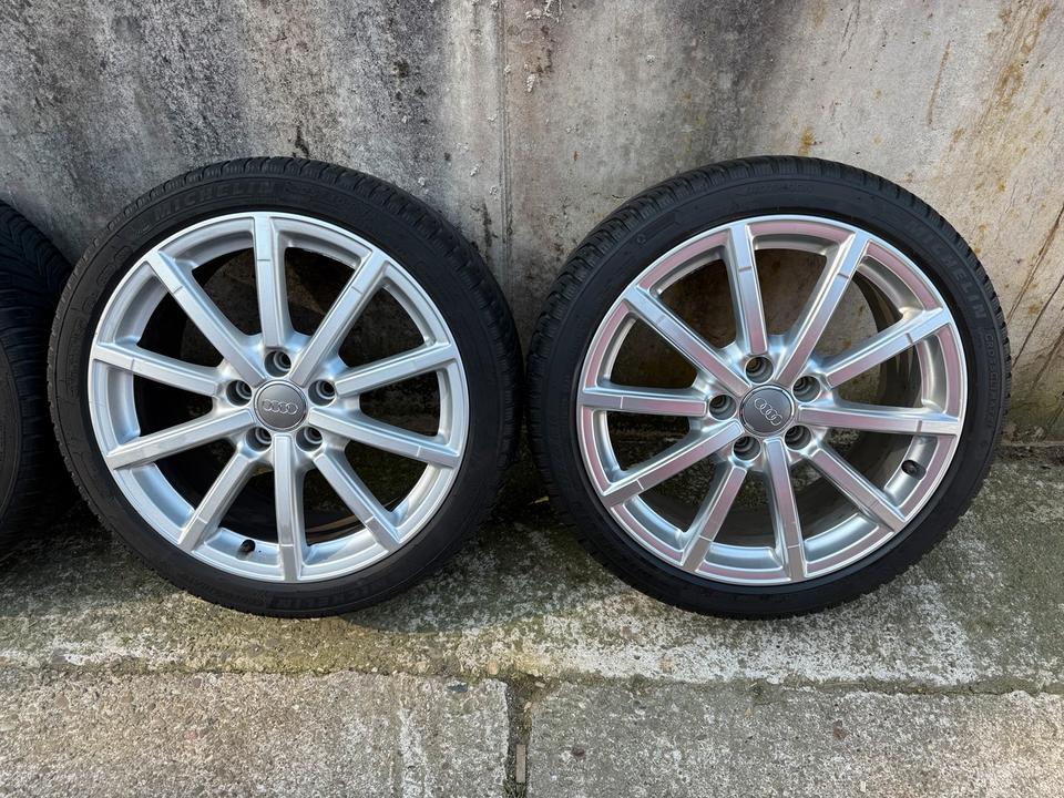 18 Zoll Audi A3 8V Felgen Räder Allwetterreifen 225/40R18 in Göttingen