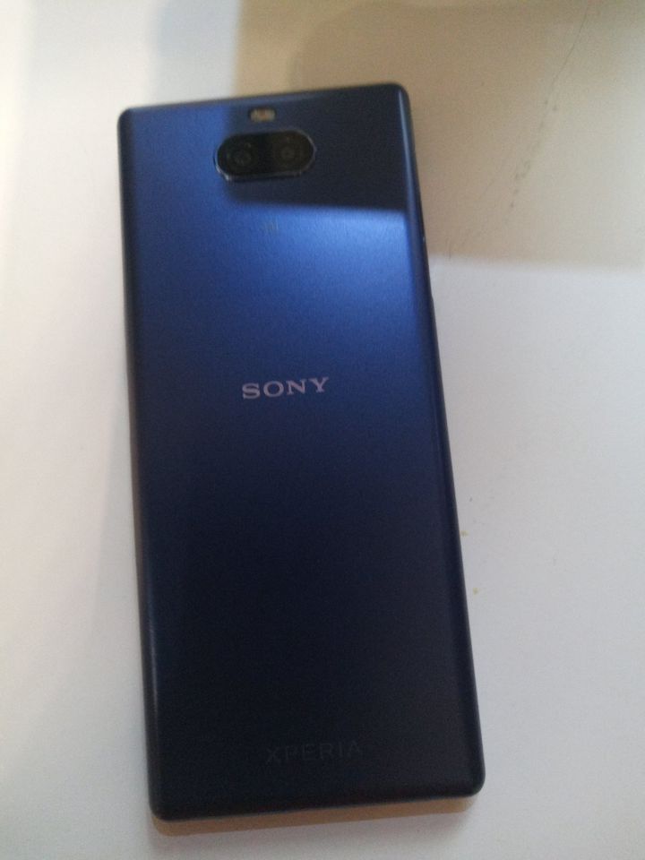 Sony Xperia 10 Smartphone 64 GB Android 10 Top Zustand in Wiesbaden