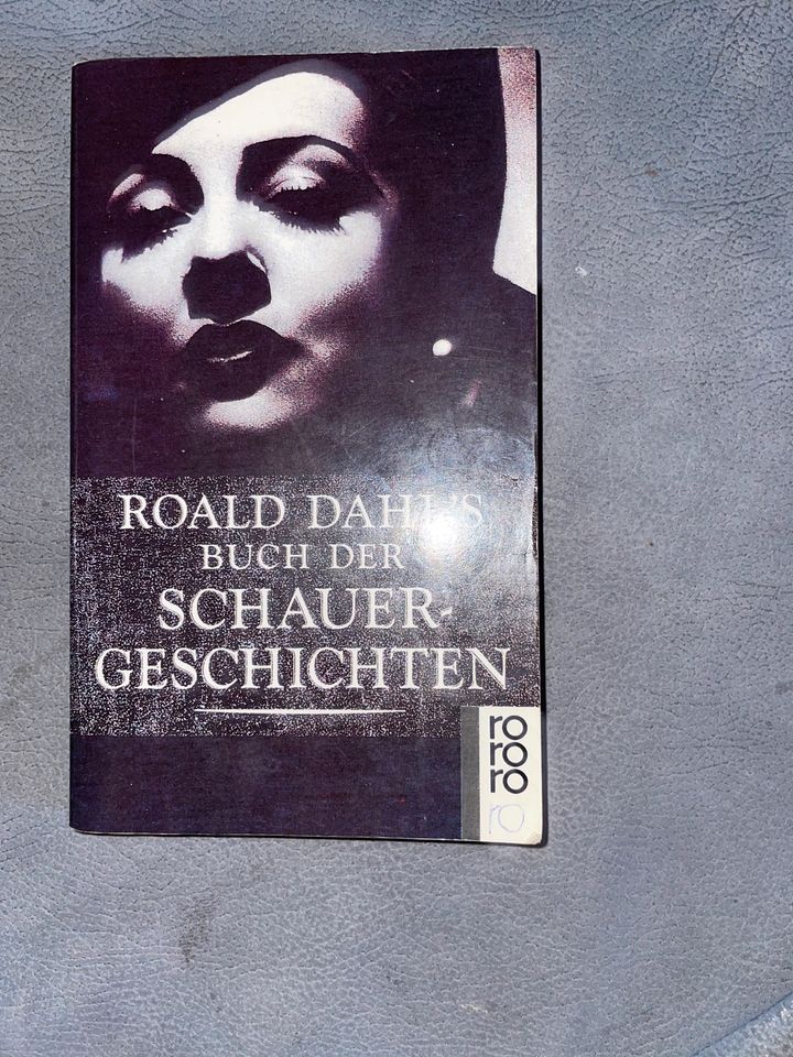 Roald Dahls Buch der Schauergeschichten in Gäufelden