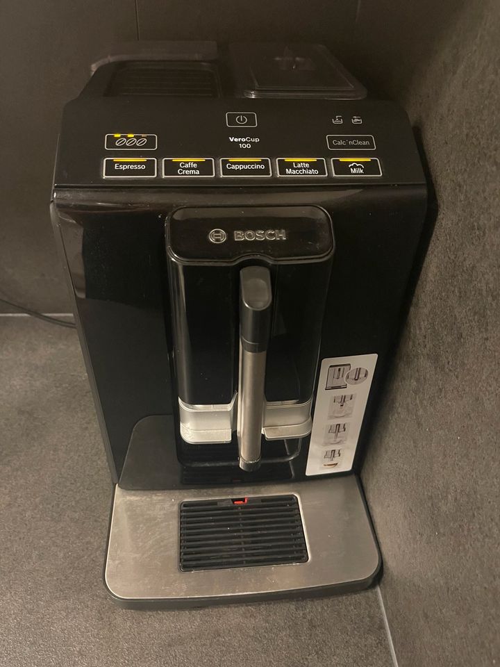 BOSCH Kaffeevollautomat VeroCup 100 in Langenhagen