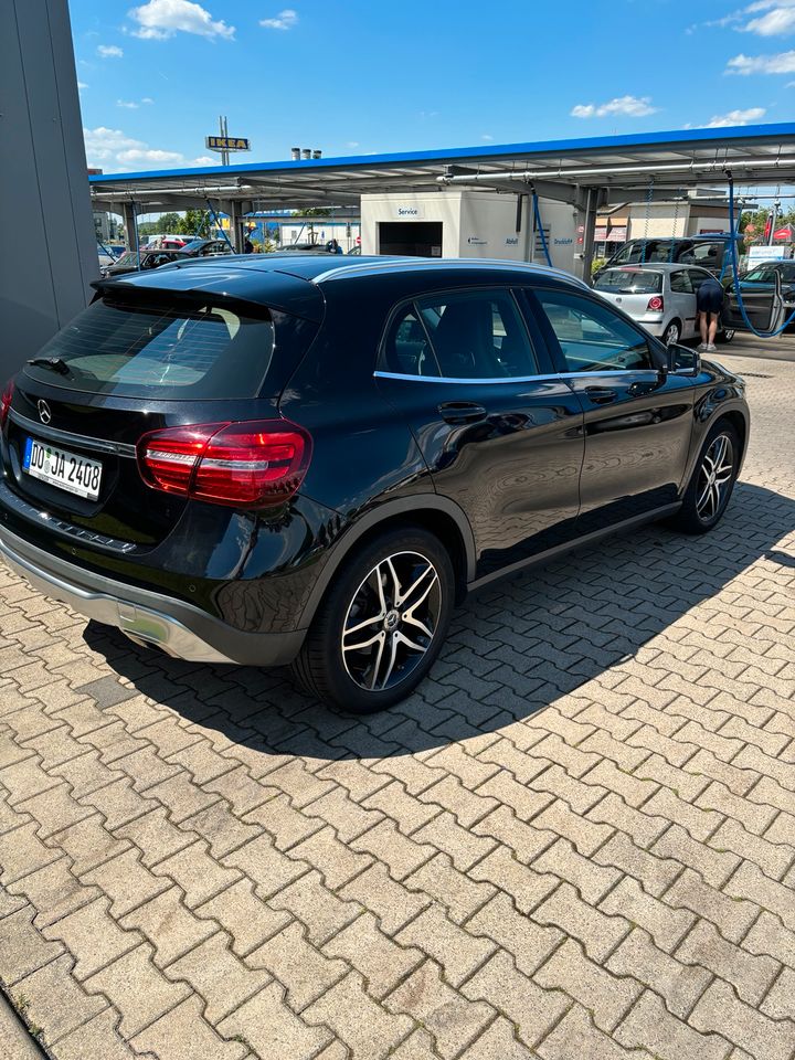 Mercedes GLA 250 in Unna