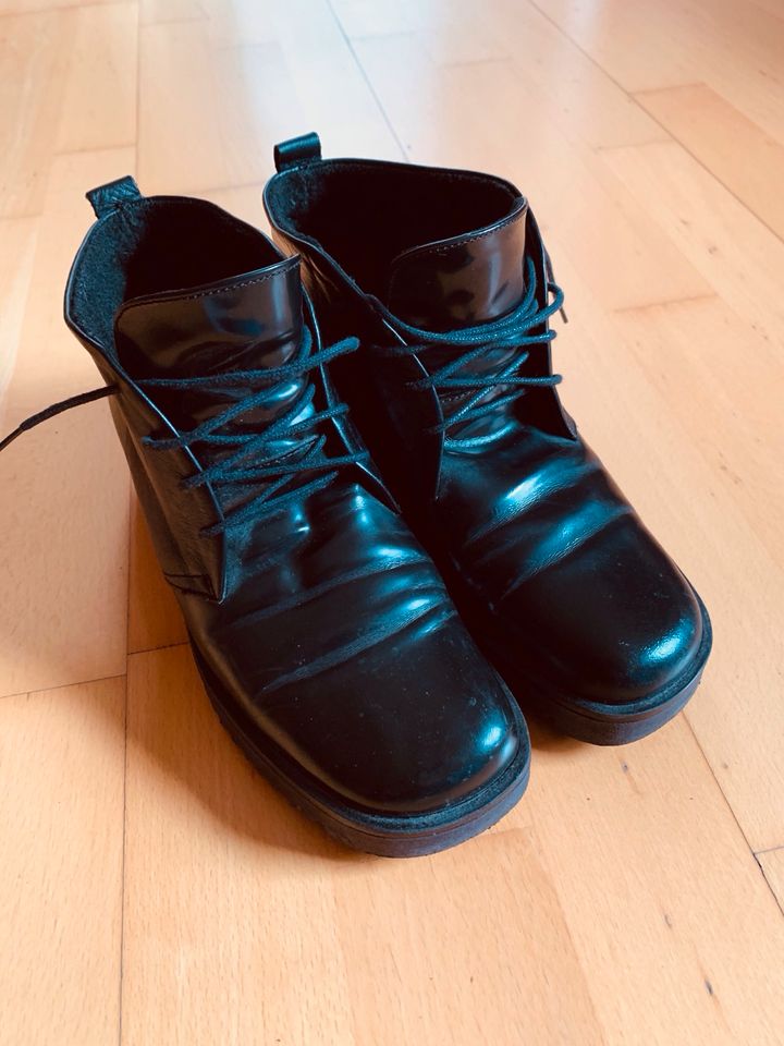 Laura Ferrari Boots Größe 36, schwarz in Kötz