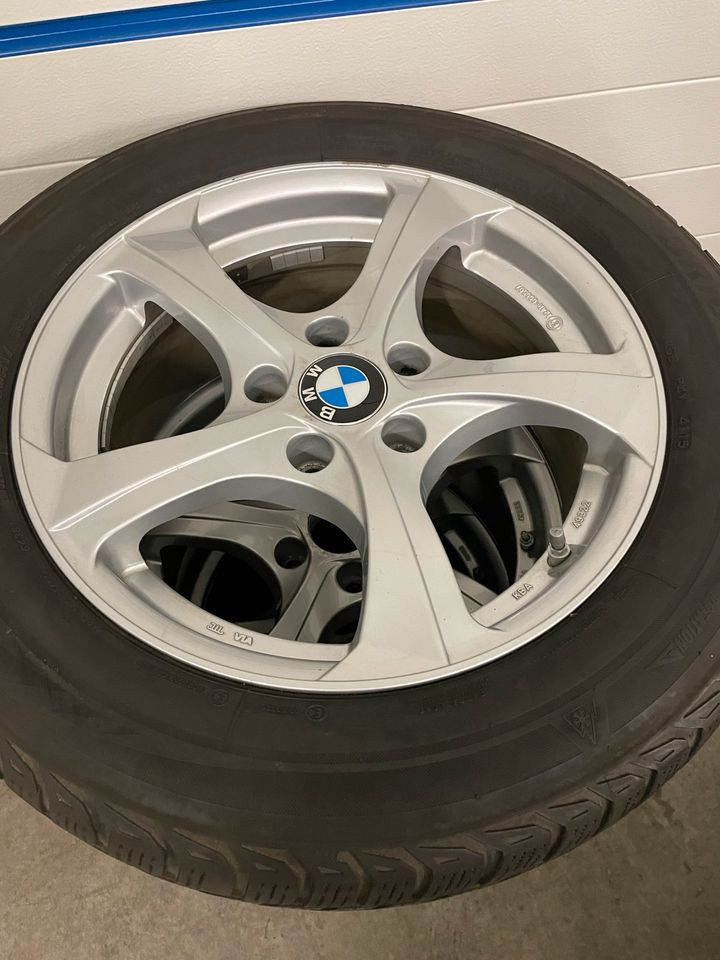 Winterräder BMW 17 Zoll X3 X4 F25 F26 235/55/17 Winterreifen RDKS in Bünde