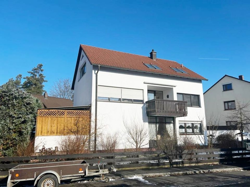 Moderner Wohnkomfort in grüner Umgebung in Zirndorf