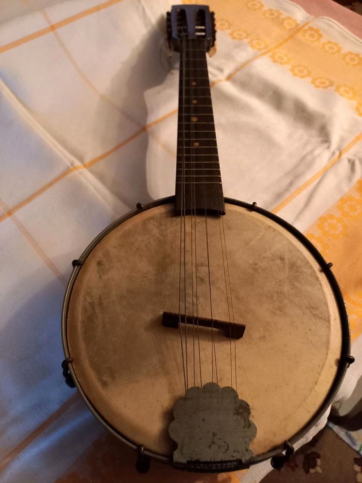 Banjo, 8 saitig in Aken