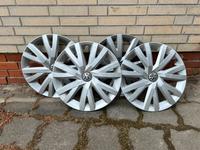 Original VW Radkappen 16“ Niedersachsen - Zeven Vorschau
