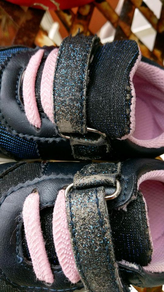 Schuhe Gr. 20 Halbschuhe blau rosa in Osterwieck