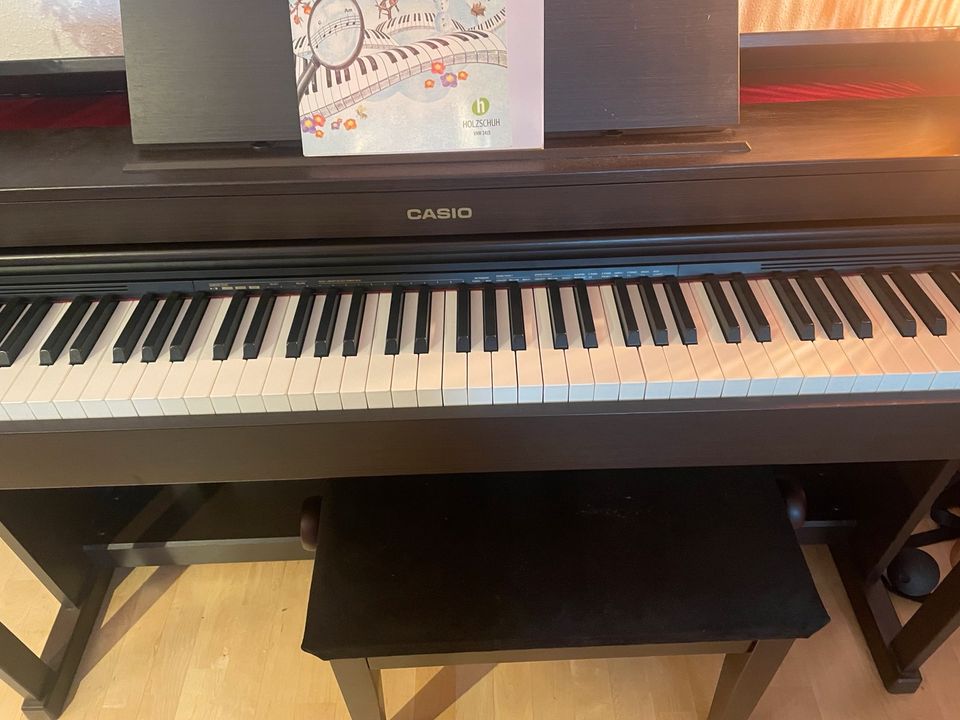 Piano / Digitalpiano Casio AP-470 top Zustand. Wenig bespielt. in Pfaffenhofen a.d. Ilm