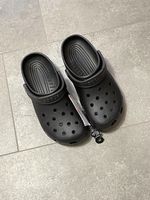 Pantoffel Sandalen Damen Herren 43 Crocs / Statt 39,75 EUR nur Baden-Württemberg - Malsburg-Marzell Vorschau