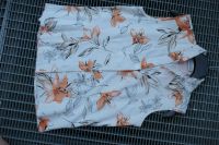 Damen-Bluse Gr. 38 beige orangefarbe Blumen Blätter Ausschnitt Kn Baden-Württemberg - Karlsruhe Vorschau