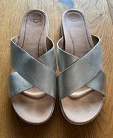 UGG Kari Metallic Damen Sandale Gr. 40 Rheinland-Pfalz - Trier Vorschau