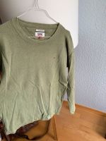 Pullover Pulli Sweatshirt Tommy Jeans in S Wolle 100 % grün khaki Nordrhein-Westfalen - Witten Vorschau