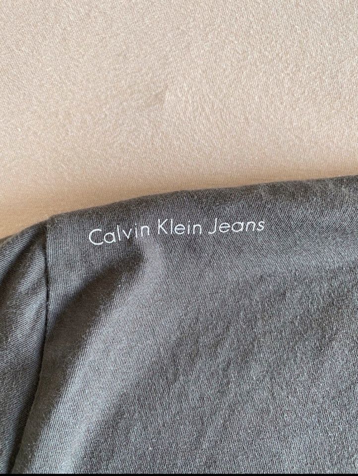 Calvin Klein Jeans T-Shirt Herren Gr. L Slim Fit in Koblenz