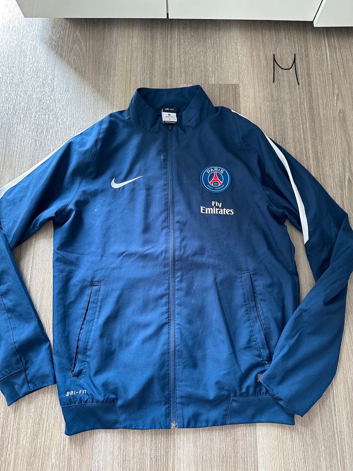 Nike sportjacke fly Emirates Paris Saint Germain Größe m in  Nordrhein-Westfalen - Düren | eBay Kleinanzeigen ist jetzt Kleinanzeigen