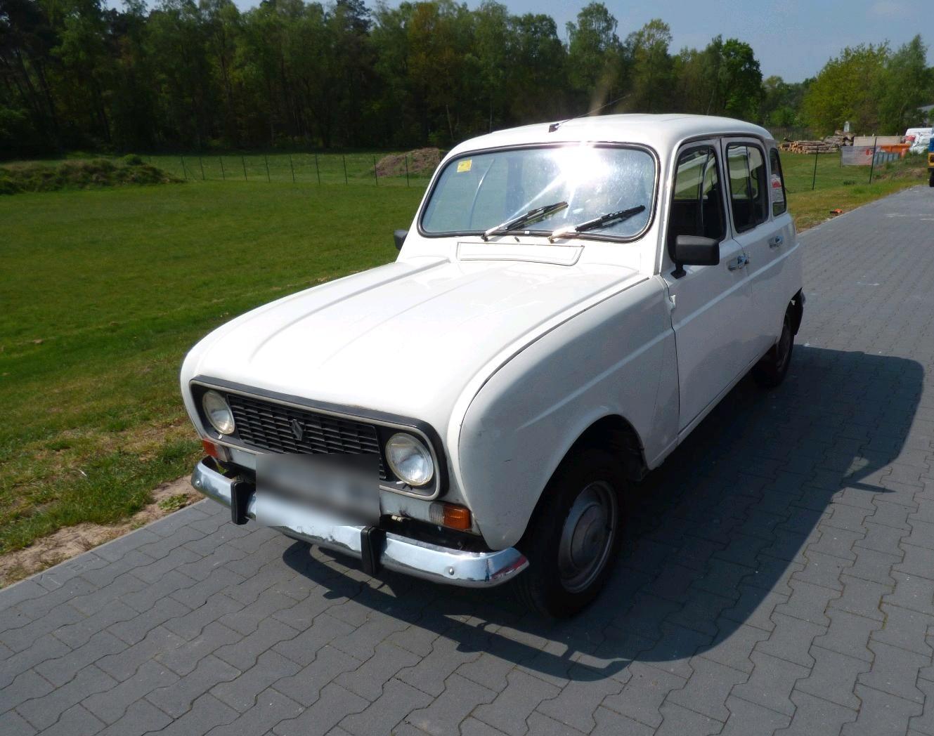 Abbildung des Autos Renault R4 Oldtimer Bj. …