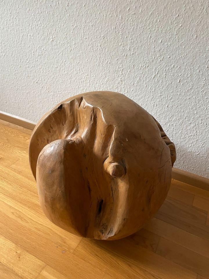 Deko Holzkugel organisch rund Durchmesser ca. 50 cm in Freiburg im Breisgau