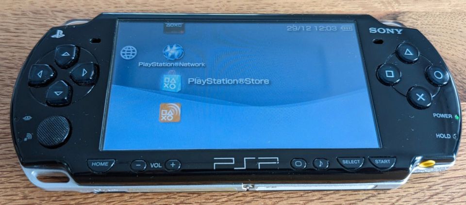 PSP 2000 slim & lite in Bad Kreuznach