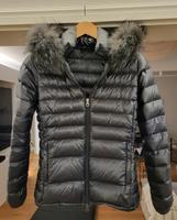 Duvetica Daunenjacke Größe M / 44 italienische Größe Hessen - Karben Vorschau