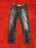 MAC Herren Jeans 4x neuwertig Größe 40/32 und 42/32 Saarland - Wadern Vorschau