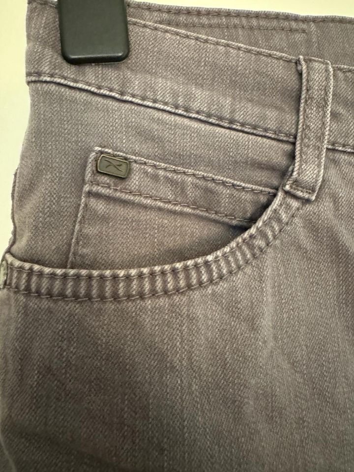 MAC Jeans Gr. 38 in Ratingen