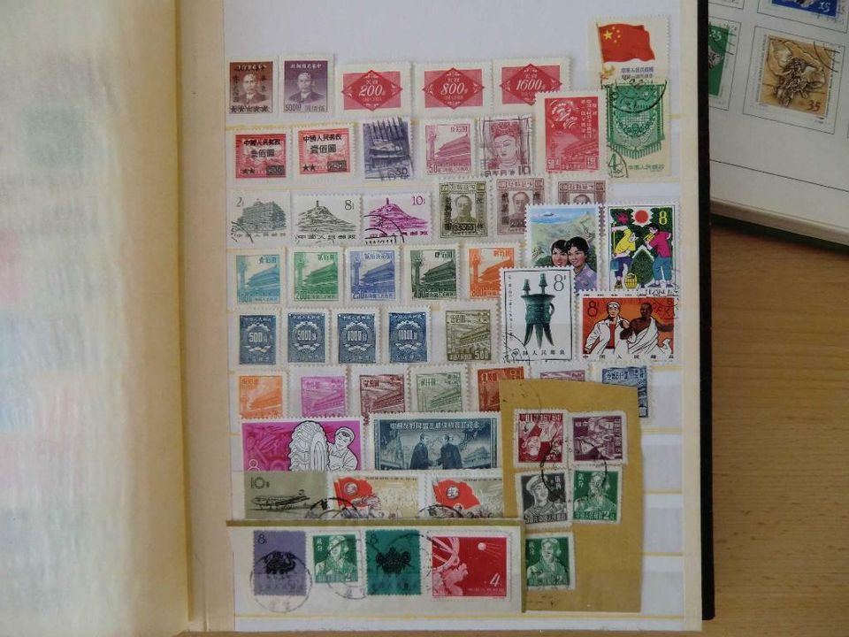 viele Briefmarken - Briefmarkensammlung viele älter als 50 Jahre in Berlin